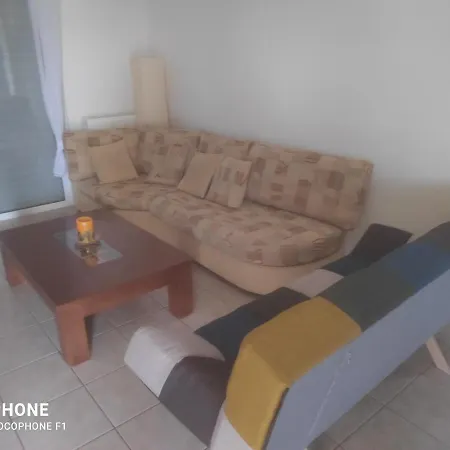 Simos Apartamento *